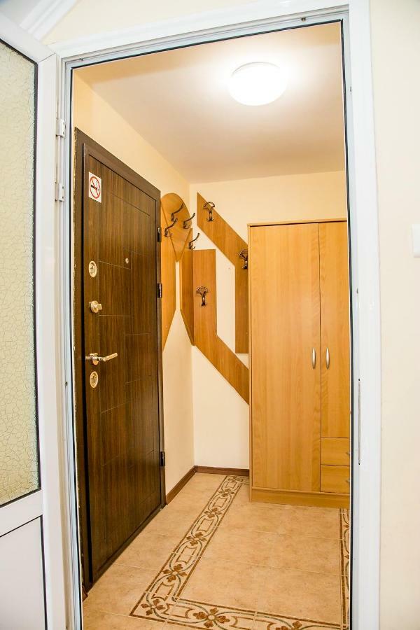 Spacious & Sunny Maisonette With Terrace Near Centre By Flаt Manаger Burgas Bagian luar foto